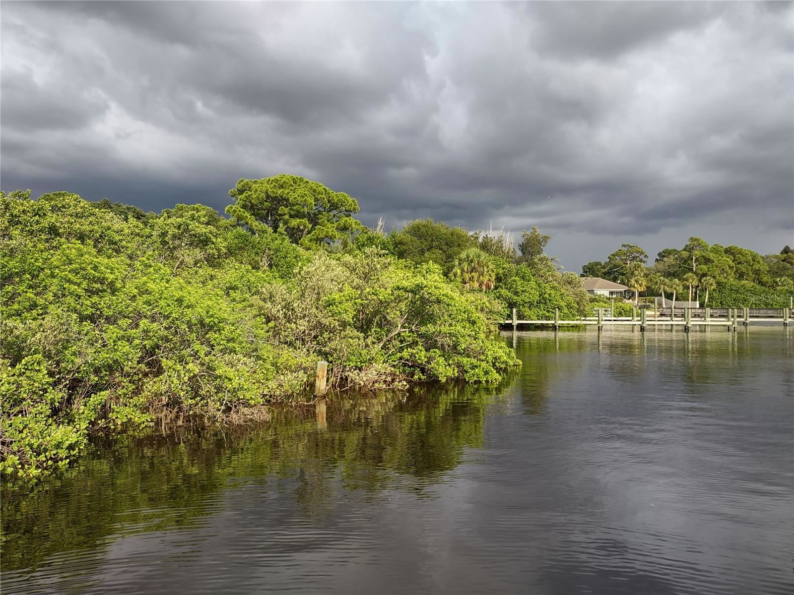 Daytona Beach Property Approved for 36 condos and 39 Boat Slips $3,300,000